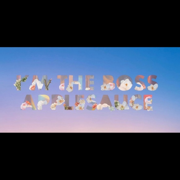 Shop with Confidence 💕 - Picture 7 of 8